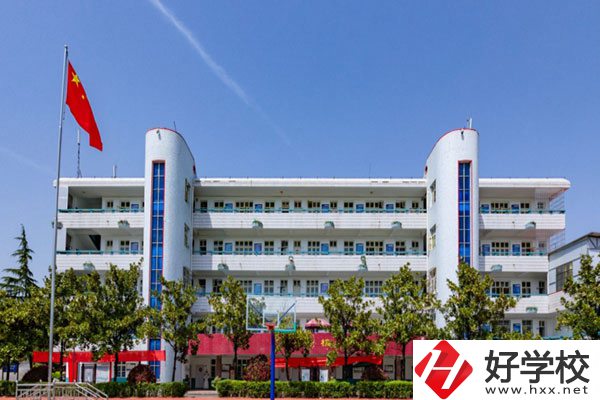 株洲軌道交通職業(yè)技術學校怎么樣？開設有哪些專業(yè)？