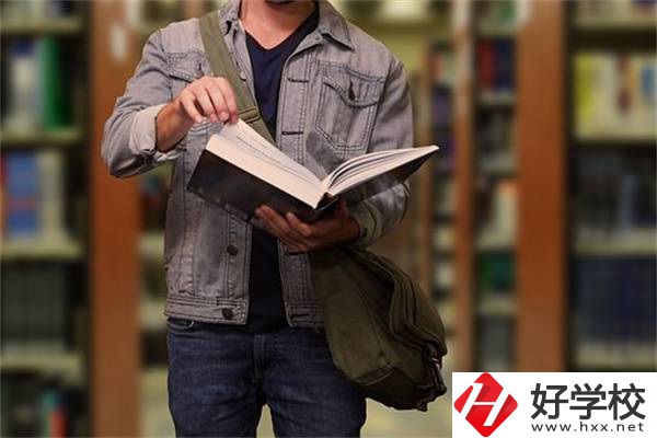 在湖南就讀普通高中和職業(yè)高中有什么區(qū)別？職高怎么樣？
