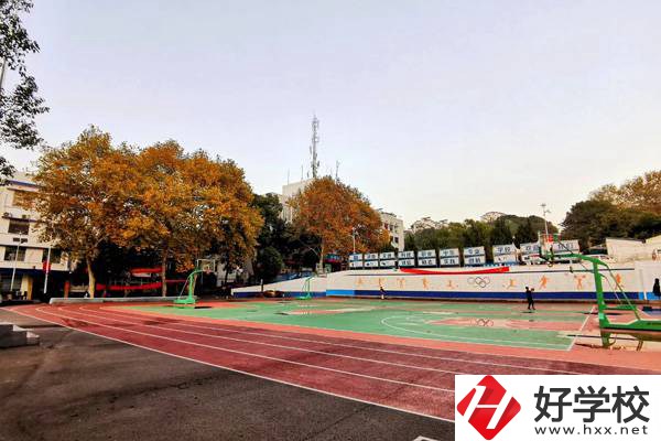 湖南省交通科技職業(yè)中專學(xué)校的培養(yǎng)方式如何？