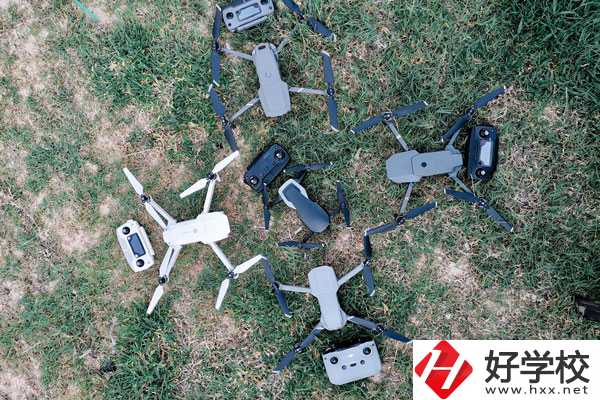 長沙航天學(xué)校飛行器制造專業(yè)值得選擇嗎？