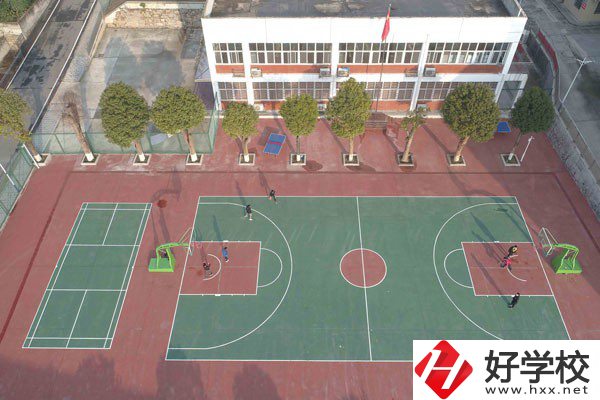 岳陽有哪些公辦職高？開設(shè)有什么專業(yè)？