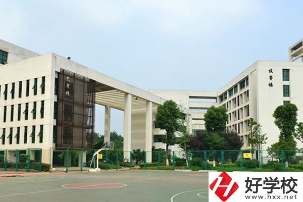 長(zhǎng)沙幼兒師范高等?？茖W(xué)校中職部怎么樣？有哪些專業(yè)？