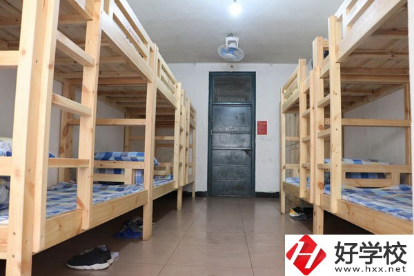 長(zhǎng)沙航天學(xué)校環(huán)境如何？有哪些辦學(xué)優(yōu)勢(shì)？