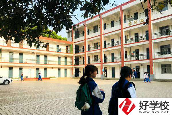 長沙市有哪些中專學(xué)校？它們學(xué)費(fèi)貴不貴？