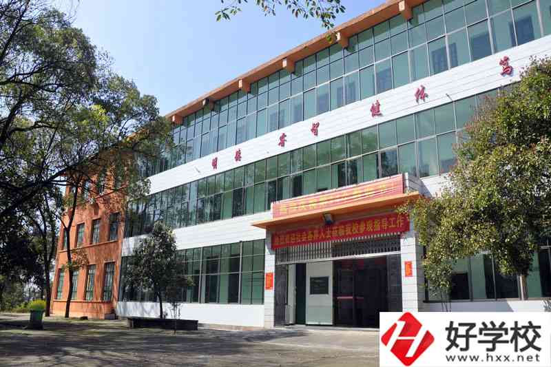 衡陽蔡倫科技中等職業(yè)學(xué)校有哪些招生專業(yè)？如何收費？