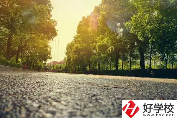 衡陽(yáng)瀟湘職業(yè)中專(zhuān)怎么樣？有什么專(zhuān)業(yè)？