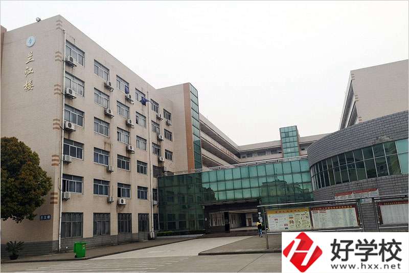 澧縣職業(yè)中專學(xué)校怎么樣？值得去讀嗎？