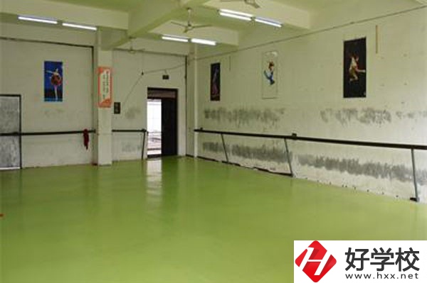 張家界旅游學(xué)校怎么樣？有哪些辦學(xué)優(yōu)勢(shì)？