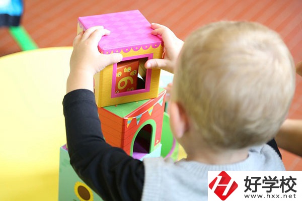 婁底的職高學(xué)校里有什么專業(yè)？就業(yè)方向是什么？