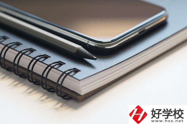 桂陽縣職業(yè)技術(shù)教育學(xué)校環(huán)境怎么樣？宿舍好不好？