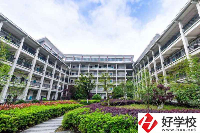 湘西民族職業(yè)技術(shù)學院教學樓