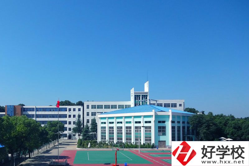 岳陽(yáng)中岳經(jīng)貿(mào)職業(yè)技術(shù)學(xué)校怎么樣？有哪些辦學(xué)特色？