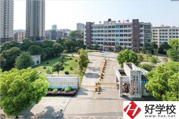 邵陽有沒有300分可以讀的公辦中職？有什么專業(yè)可以學？