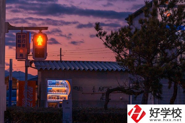 株洲市工業(yè)中等學(xué)校怎么樣？環(huán)境好嗎？