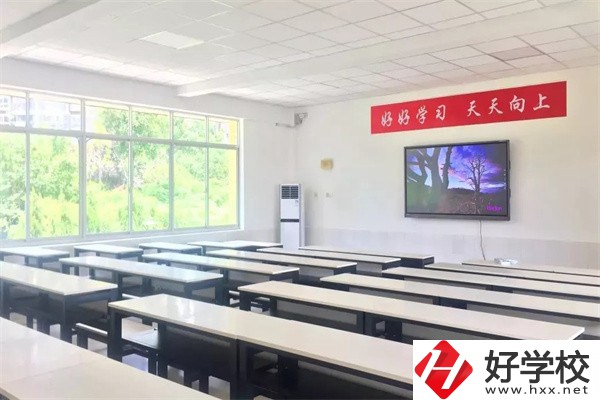 長沙有什么衛(wèi)校？學(xué)校條件怎么樣？
