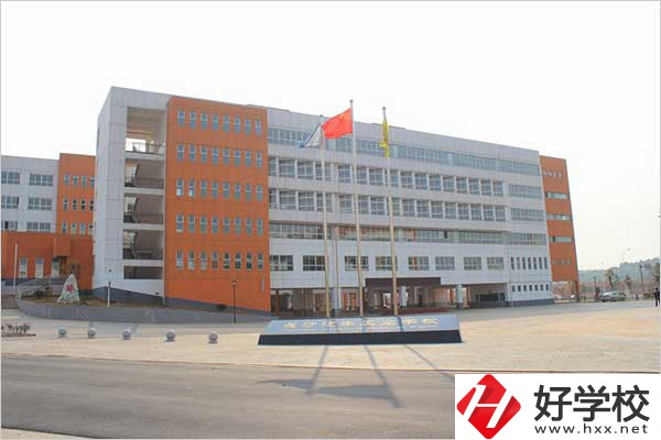 男生適合去長沙哪所中職學(xué)校？