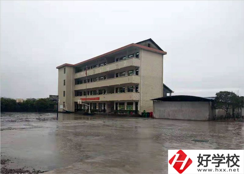 張家界僑輝技術(shù)學(xué)校教學(xué)模式怎么樣？入學(xué)須知有哪些？