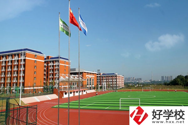 湖南醫(yī)藥職業(yè)中專有哪些招生專業(yè)，報(bào)考要求是什么？