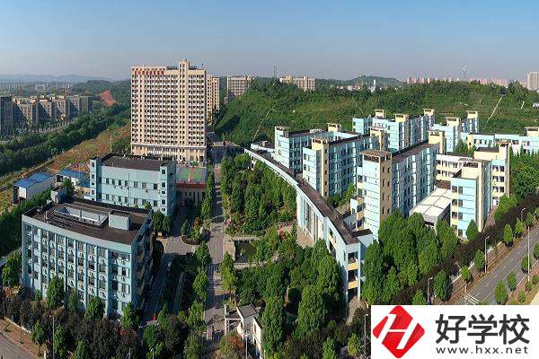 長(zhǎng)沙財(cái)經(jīng)學(xué)校有沒有官網(wǎng)？怎樣才能找到？