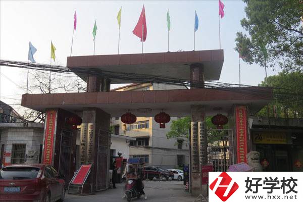 岳陽排名靠前的中專是哪幾所？有哪些辦學(xué)優(yōu)勢(shì)？