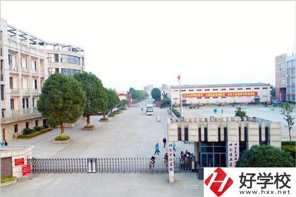 湖南醫(yī)衛(wèi)類中專有哪些？學(xué)校開設(shè)了什么專業(yè)？