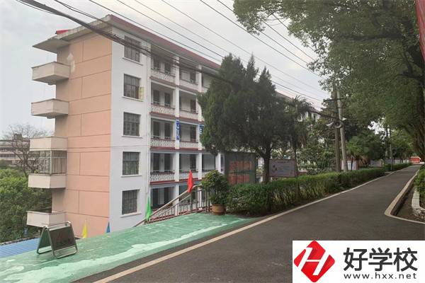 株洲英泰軟件工程技術(shù)學(xué)校在哪里？辦學(xué)條件怎樣？