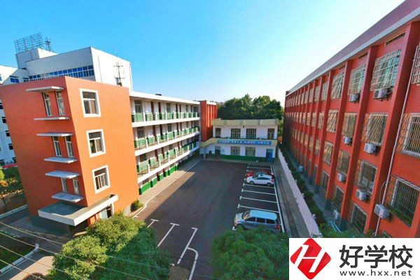 湖南省水利水電建設(shè)工程學(xué)校有哪些專業(yè)？收費如何？