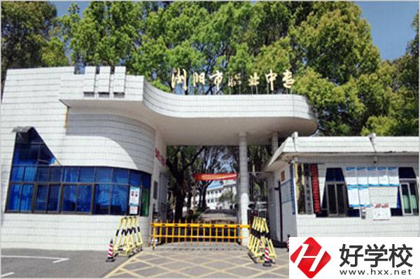 瀏陽職業(yè)中專學(xué)校有什么熱門專業(yè)？好找工作嗎？