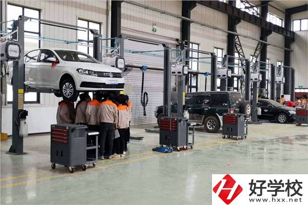 婁底市哪所技校比較好？有哪些專業(yè)？