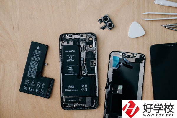 懷化市商貿經濟管理學校有什么特色？專業(yè)有哪些？
