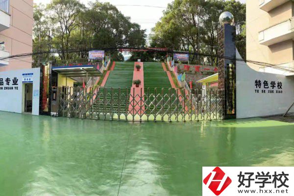 株洲英泰軟件工程技術(shù)學(xué)校有哪些辦學(xué)特色和榮譽？