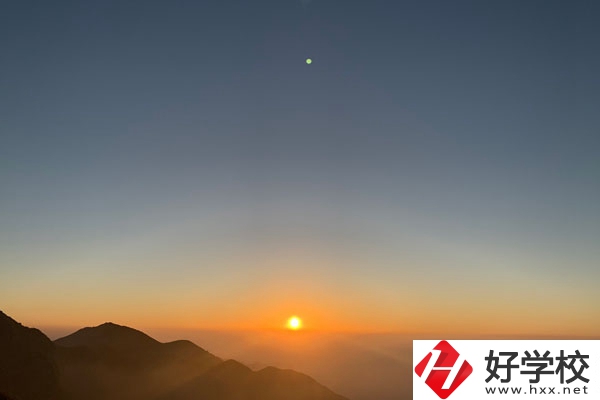 醴陵市陶瓷煙花職業(yè)技術(shù)學校怎么樣？師資力量如何？