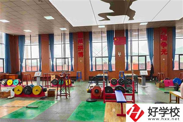 在邵陽想學(xué)體育可以去哪所職校？學(xué)體育好就業(yè)嗎？