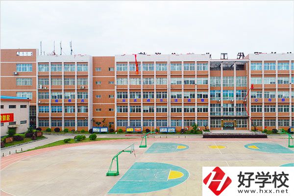 湖南護理學校有哪些專業(yè)？招生要求是什么？