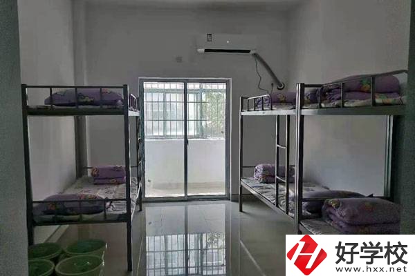 邵陽(yáng)二紡機(jī)技工學(xué)校屬于大專嗎？有哪些招生專業(yè)？
