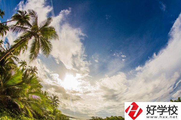 湖南兵器工業(yè)高級(jí)技工學(xué)校開設(shè)了哪些專業(yè)？