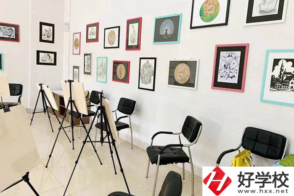 長沙市拔萃中等職業(yè)學(xué)校怎么樣？都有哪些專業(yè)？