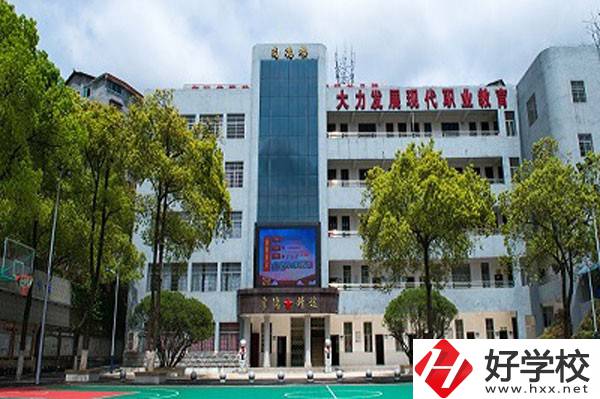 懷化市旅游學(xué)校有哪些辦學(xué)特色，來校路線怎么走？