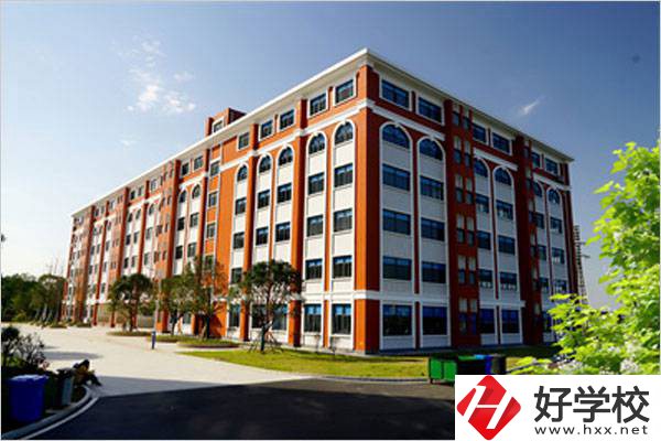 長沙中南藝術(shù)學(xué)校的熱門專業(yè)是哪些？