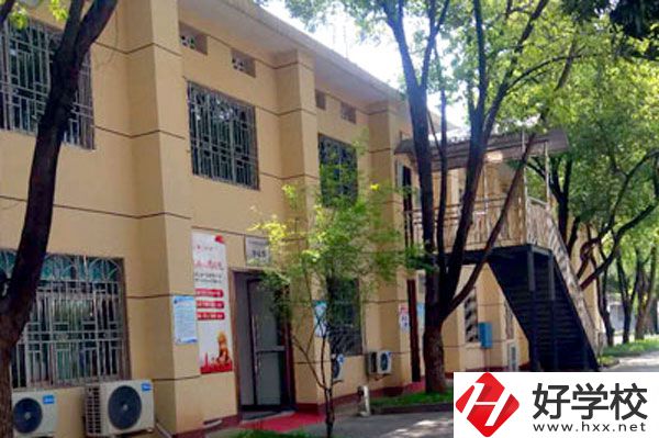 邵陽哪些中專學(xué)校有計算機相關(guān)專業(yè)？