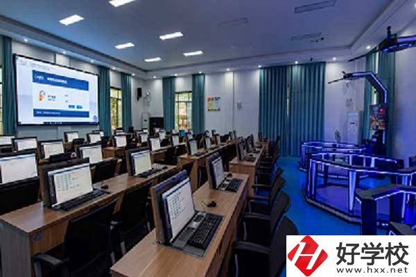 長沙財經(jīng)學(xué)校有哪些比較熱門專業(yè)？
