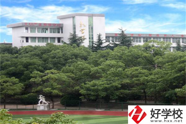 湘潭中考300-400分能讀哪些公立學(xué)校？讀職校有什么前景？