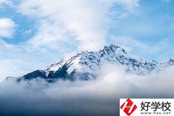 湘西州學(xué)美發(fā)的公辦中職學(xué)校，可以看看這兩所