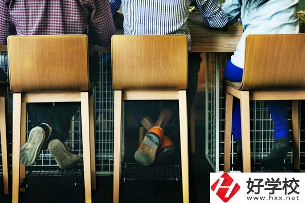 耒陽(yáng)中等職業(yè)技術(shù)學(xué)校辦學(xué)條件怎么樣，值得選擇嗎？