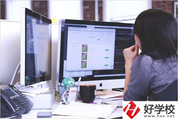 在長(zhǎng)沙的技工學(xué)校女孩學(xué)什么專業(yè)好？有哪些技校？
