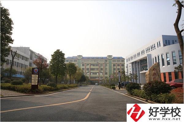 郴州資興市有值得推薦的職校嗎？