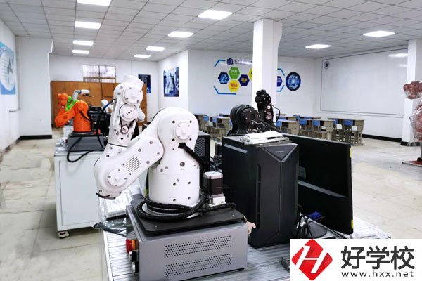 長沙環(huán)球職業(yè)中專有哪些特色專業(yè)？
