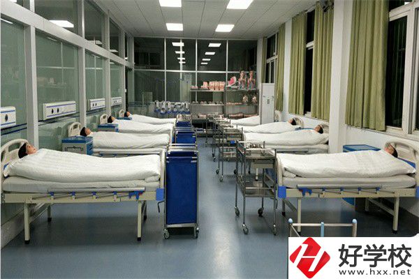 株洲鐵航衛(wèi)生中等職業(yè)技術(shù)學(xué)校的實訓(xùn)條件好不好？