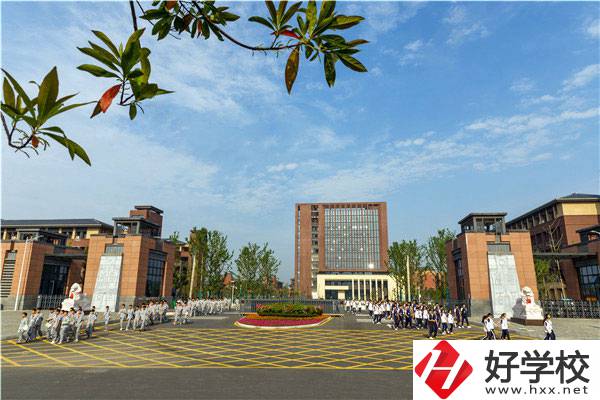 常德汽車機電學(xué)校設(shè)施如何？有哪些特色專業(yè)？