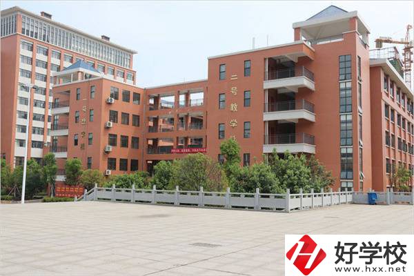男生可以學(xué)幼兒保育專業(yè)嗎？郴州有學(xué)校推薦嗎？